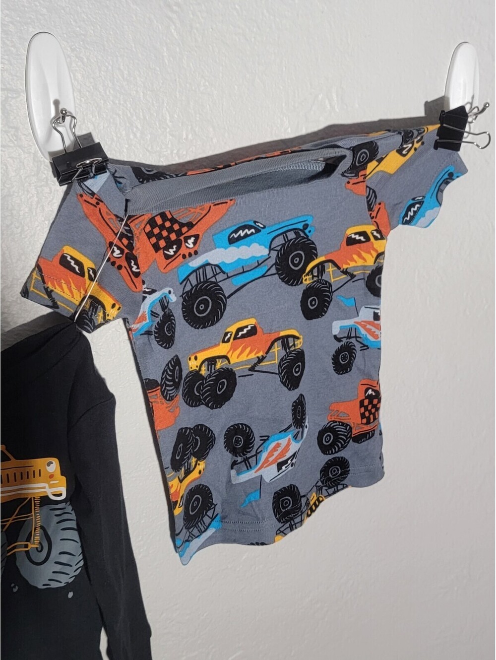 Boys Pajamas New Size 12m 4pcs monster truck top bottom